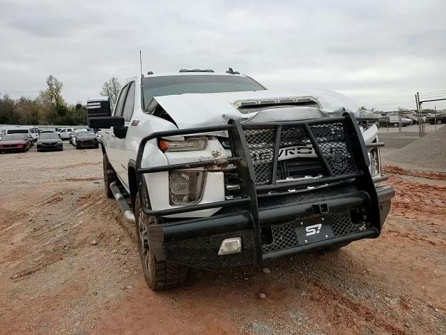 2021 Chevrolet Silverado - Image 11