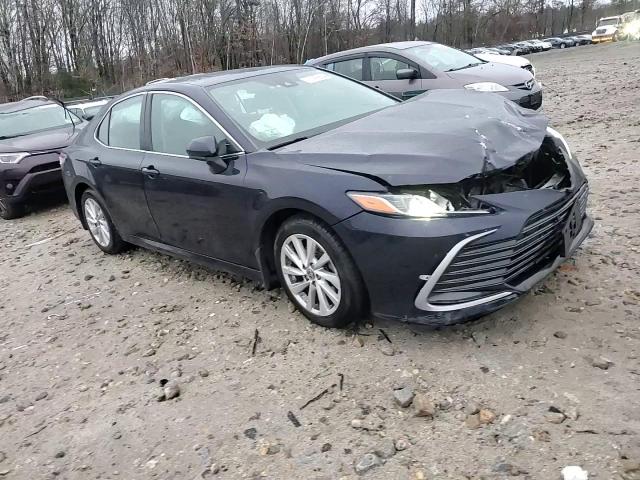 2021 Toyota Camry - Image 10