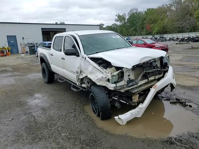2014 Toyota Tacoma - Image 14