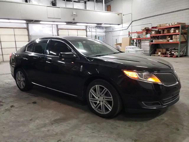 2015 Lincoln MKS - Image 11