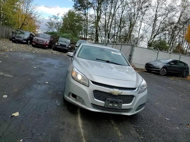 2016 Chevrolet Malibu - Image 10