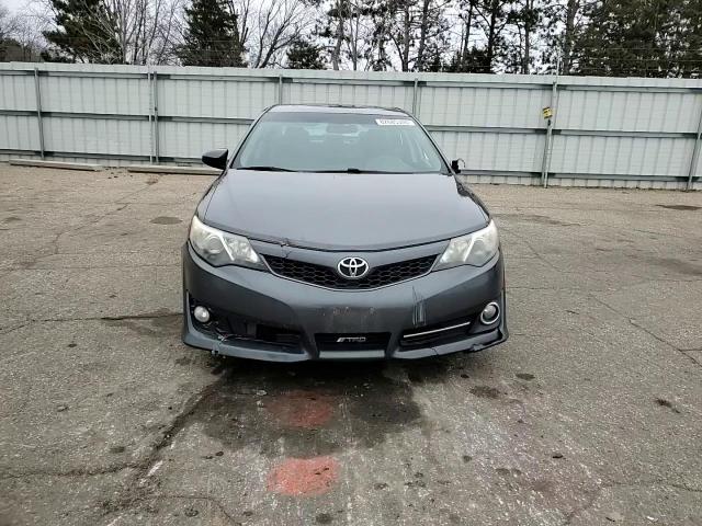 2012 Toyota Camry - Image 10