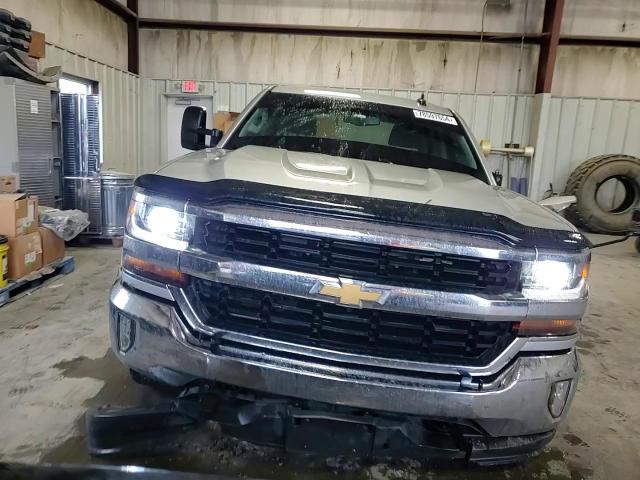 2017 Chevrolet Silverado K1500 Lt VIN: 3GCUKREC1HG330594 Lot: 78597654