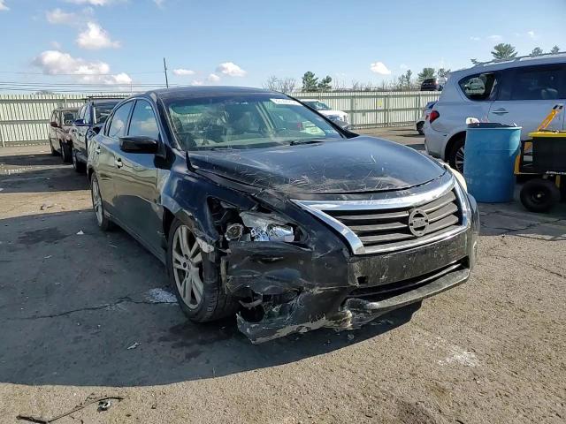 2013 Nissan Altima - Image 10