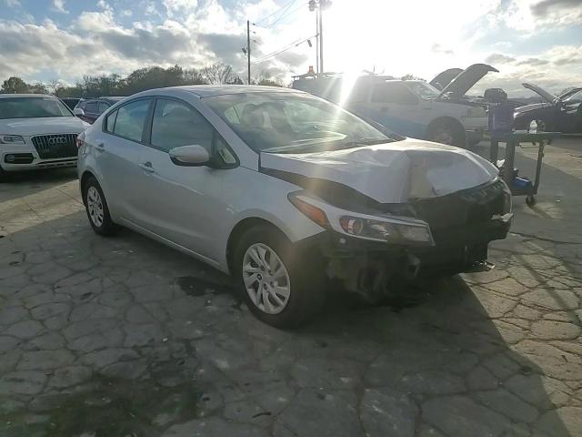 2018 Kia Forte Lx VIN: 3KPFK4A74JE165579 Lot: 79444334