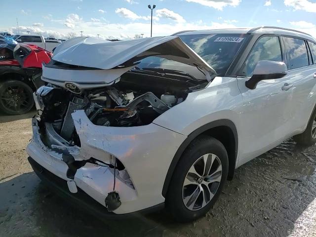 2022 Toyota Highlander Xle VIN: 5TDGZRBH6NS592262 Lot: 81099624