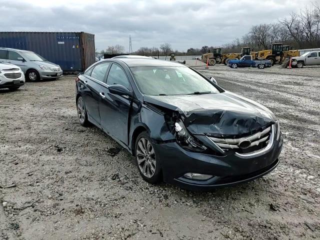2011 Hyundai Sonata - Image 10