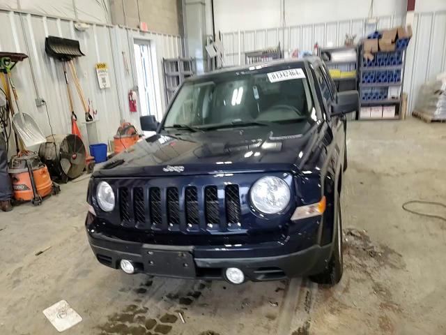 2012 Jeep Liberty (Patriot) - Image 12