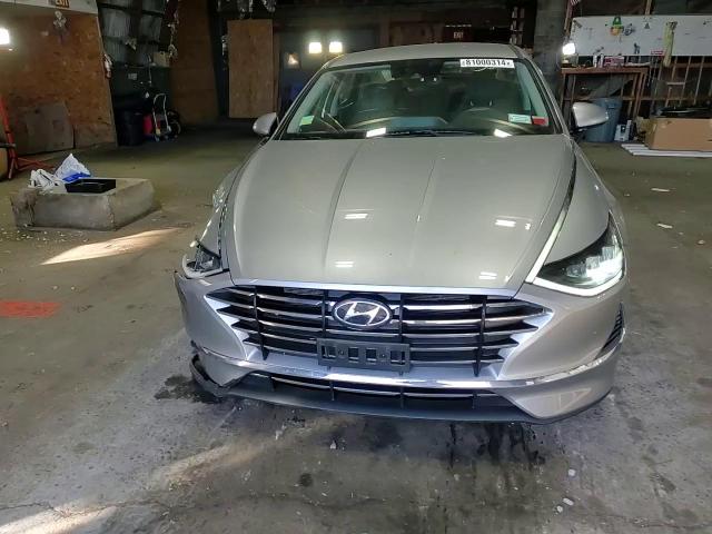 2021 Hyundai Sonata - Image 10