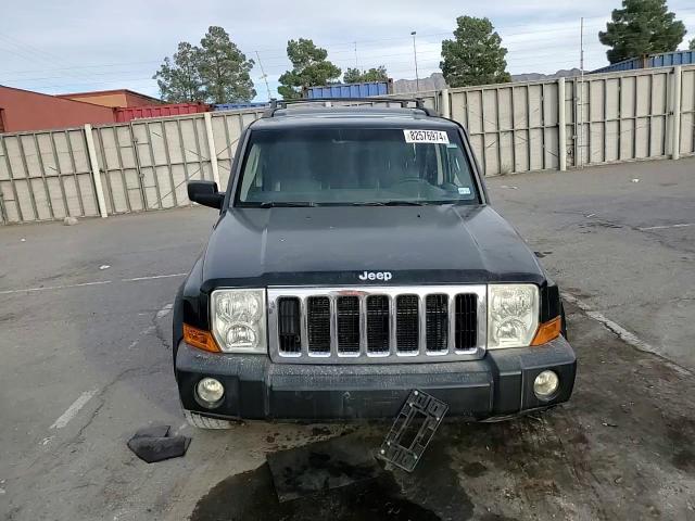 2010 Jeep Commander - Image 12