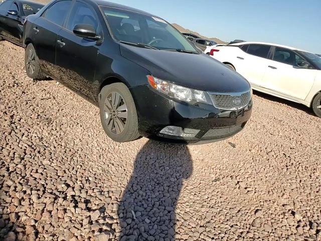 2013 Kia Forte Ex VIN: KNAFU4A28D5687420 Lot: 80172234