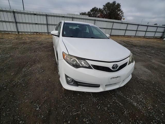2013 Toyota Camry - Image 12