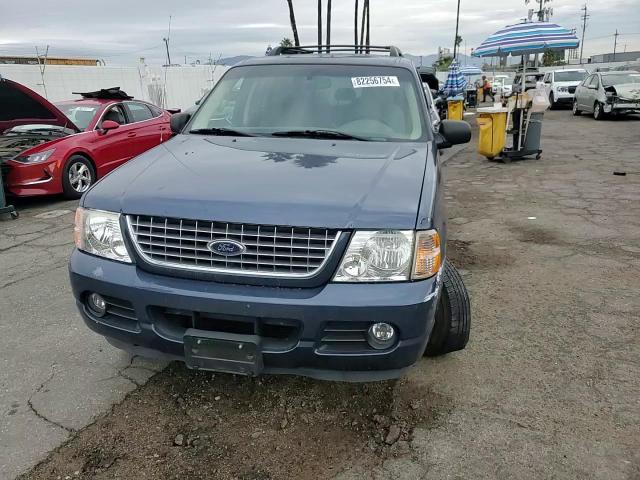 2005 Ford Explorer - Image 12