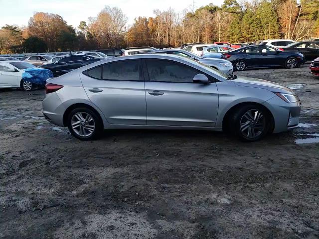 2020 Hyundai Elantra - Image 13
