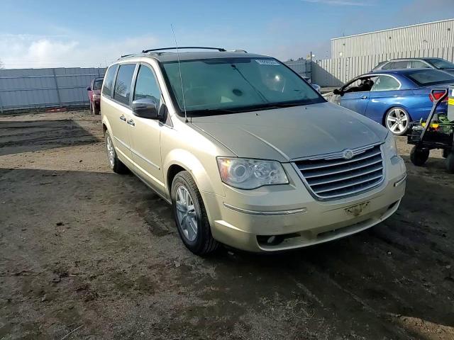 2010 Chrysler Town & Country Limited VIN: 2A4RR6DX1AR198872 Lot: 79206524