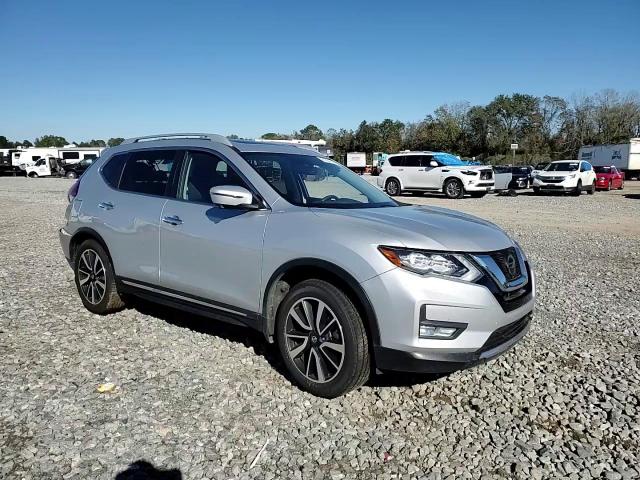 2019 Nissan Rogue - Image 11