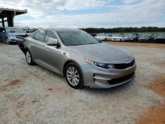 2018 Kia Optima - Image 11