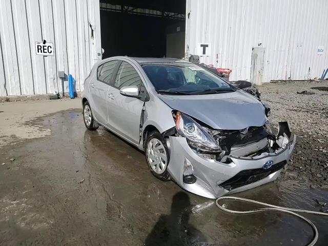 2015 Toyota Prius C VIN: JTDKDTB39F1586710 Lot: 81102314