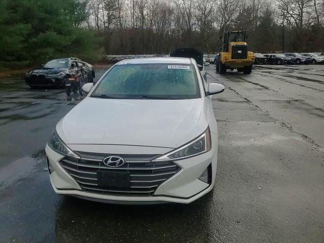 2019 Hyundai Elantra Se VIN: 5NPD74LF0KH437359 Lot: 81510384