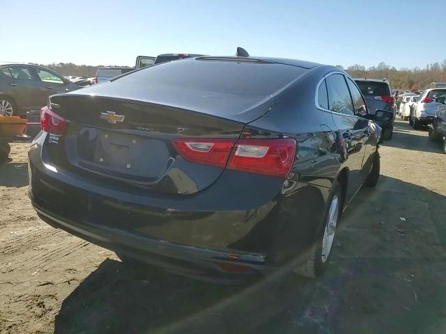 2020 Chevrolet Malibu - Image 10