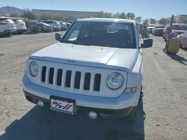 2014 Jeep Liberty (Patriot) - Image 13