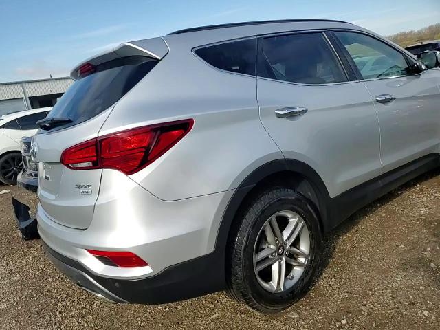2017 Hyundai Santa Fe - Image 14