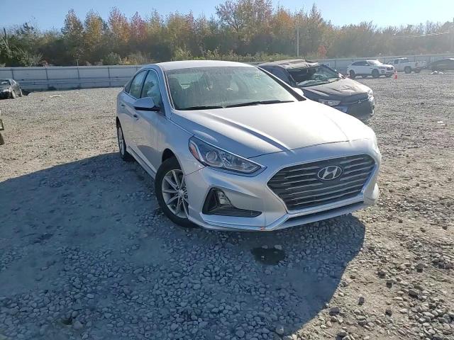 2018 Hyundai Sonata - Image 11