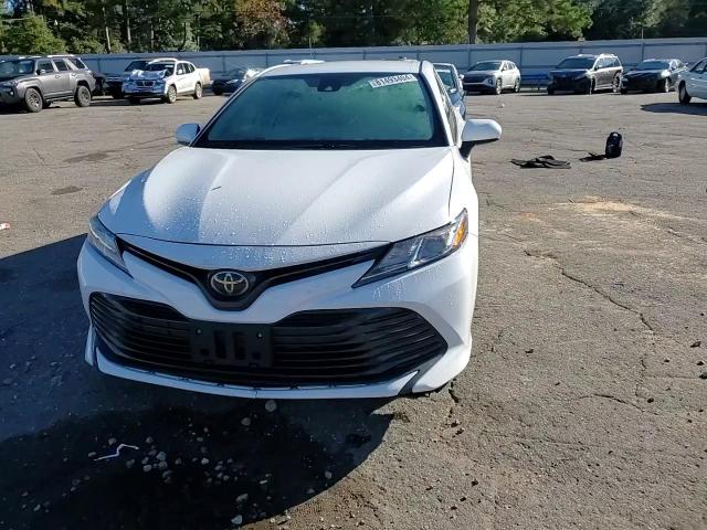 2020 Toyota Camry - Image 11