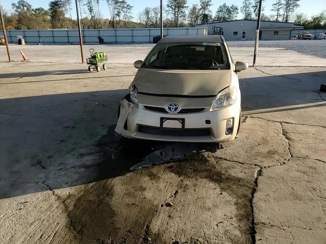2010 Toyota Prius - Image 10