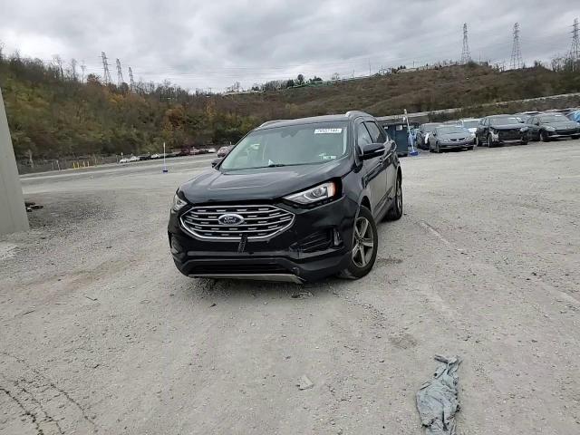 2019 Ford Edge - Image 14