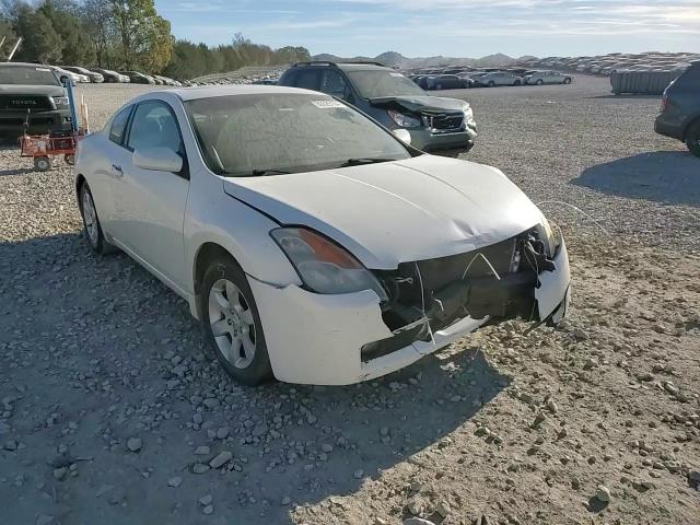 2008 Nissan Altima - Image 10