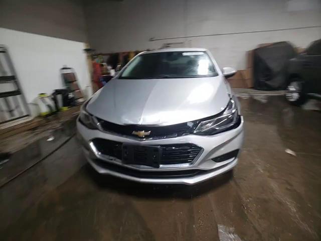 2018 Chevrolet Cruze Lt VIN: 1G1BE5SM1J7179755 Lot: 81302694