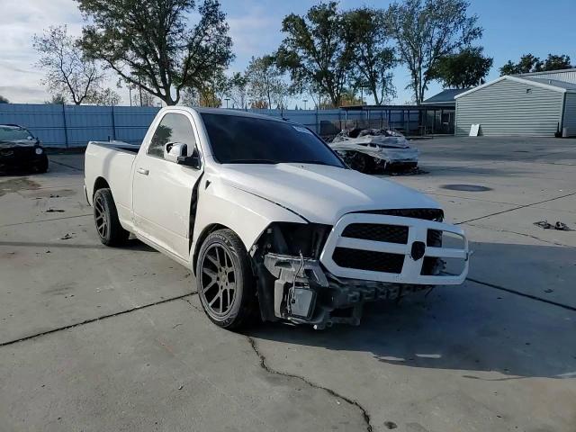 2017 Ram 1500 St VIN: 3C6JR6ATXHG640494 Lot: 80796554