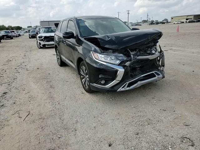 2019 Mitsubishi Outlander - Image 11