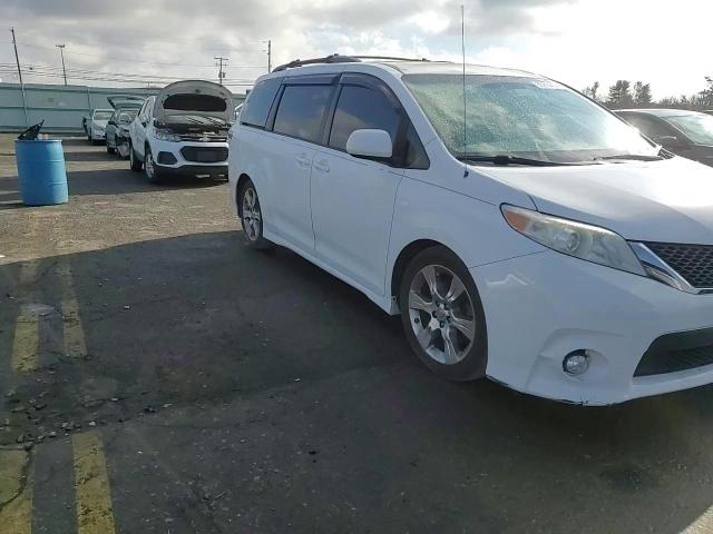 2011 Toyota Sienna Sport VIN: 5TDXK3DC6BS042817 Lot: 80214414