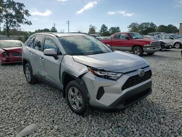 2024 Toyota Rav4 Xle VIN: 2T3W1RFVXRC270023 Lot: 80440194