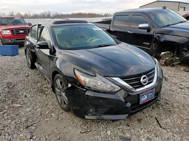 2018 Nissan Altima - Image 14