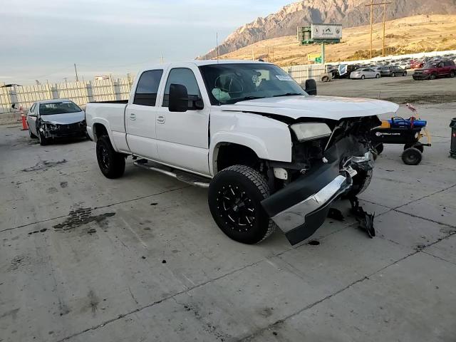 2004 Chevrolet Silverado K2500 Heavy Duty VIN: 1GCHK23U94F185188 Lot: 81033224