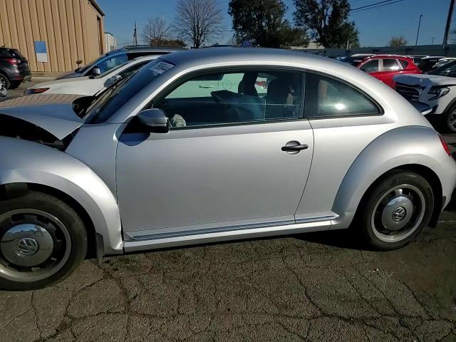 2015 Volkswagen Beetle 1.8T VIN: 3VWF17AT7FM652111 Lot: 79906444