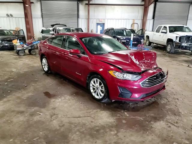 2019 Ford Fusion Se VIN: 3FA6P0LU8KR168241 Lot: 77025814