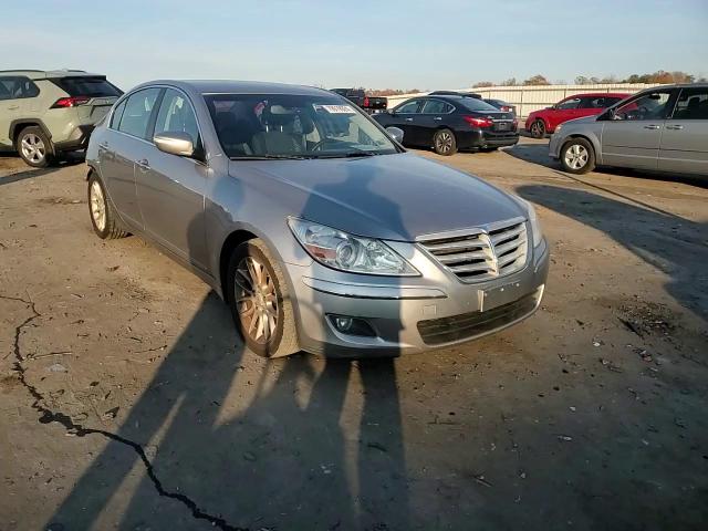 2011 Hyundai Genesis 3.8L VIN: KMHGC4DE1BU117032 Lot: 79919924