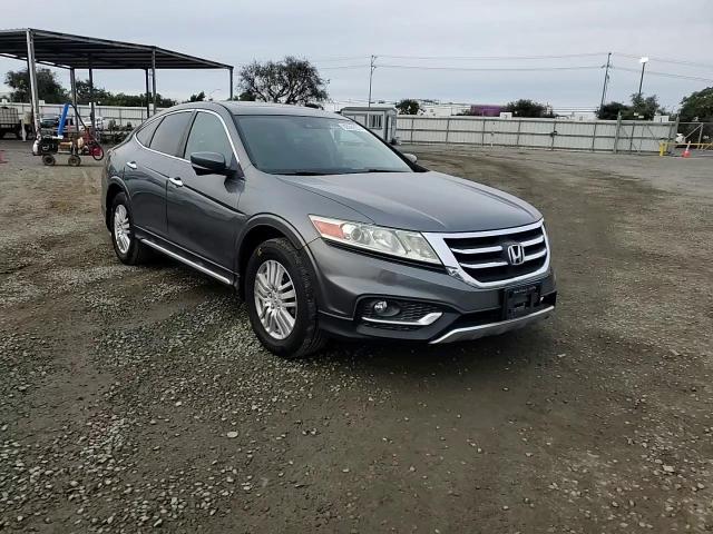 2013 Honda Crosstour - Image 12