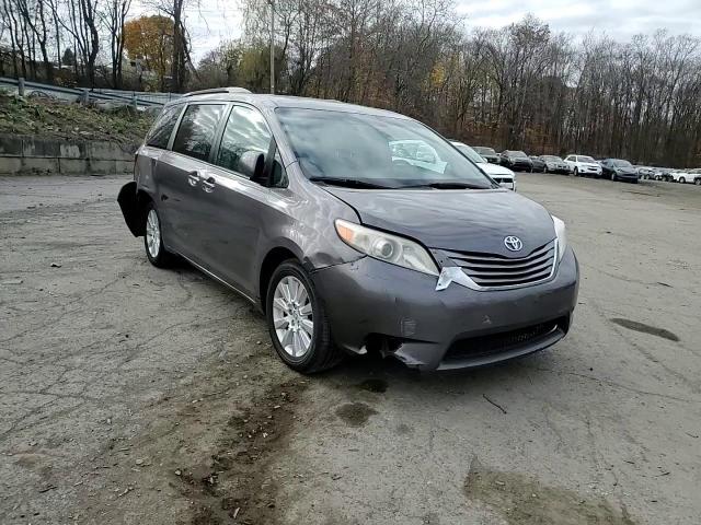 2015 Toyota Sienna Xle VIN: 5TDDK3DC6FS112776 Lot: 81052154