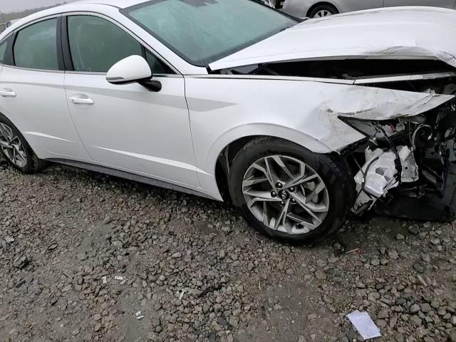 2020 Hyundai Sonata - Image 10