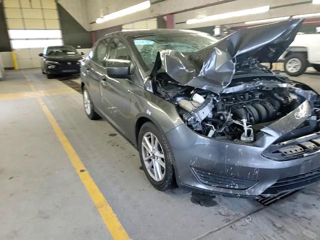 2018 Ford Focus Se VIN: 1FADP3F29JL234991 Lot: 80961974