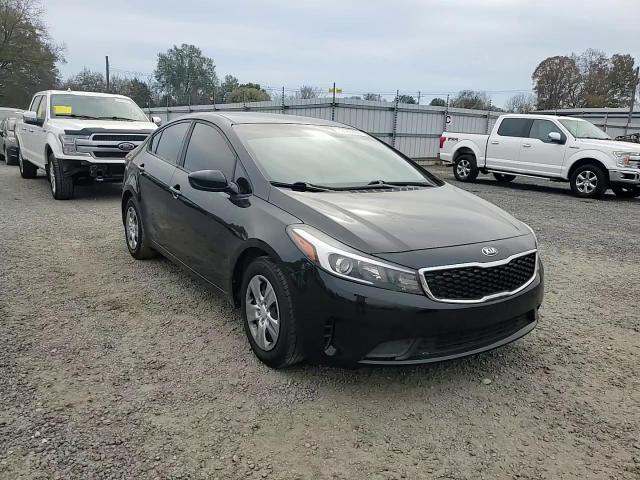 2017 Kia Forte Lx VIN: 3KPFK4A76HE072282 Lot: 79063494