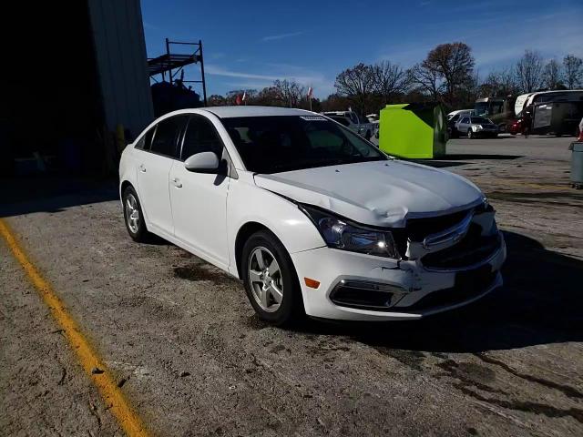 2016 Chevrolet Cruze - Image 14