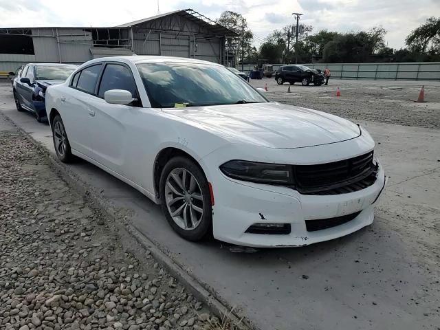 2016 Dodge Charger - Image 11