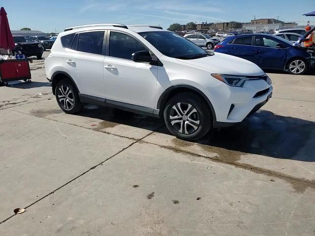 2017 Toyota Rav4 Le VIN: JTMZFREV4HJ703976 Lot: 80113364