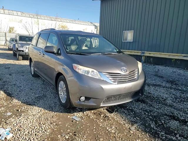 2016 Toyota Sienna Xle VIN: 5TDYK3DC9GS726241 Lot: 80057264